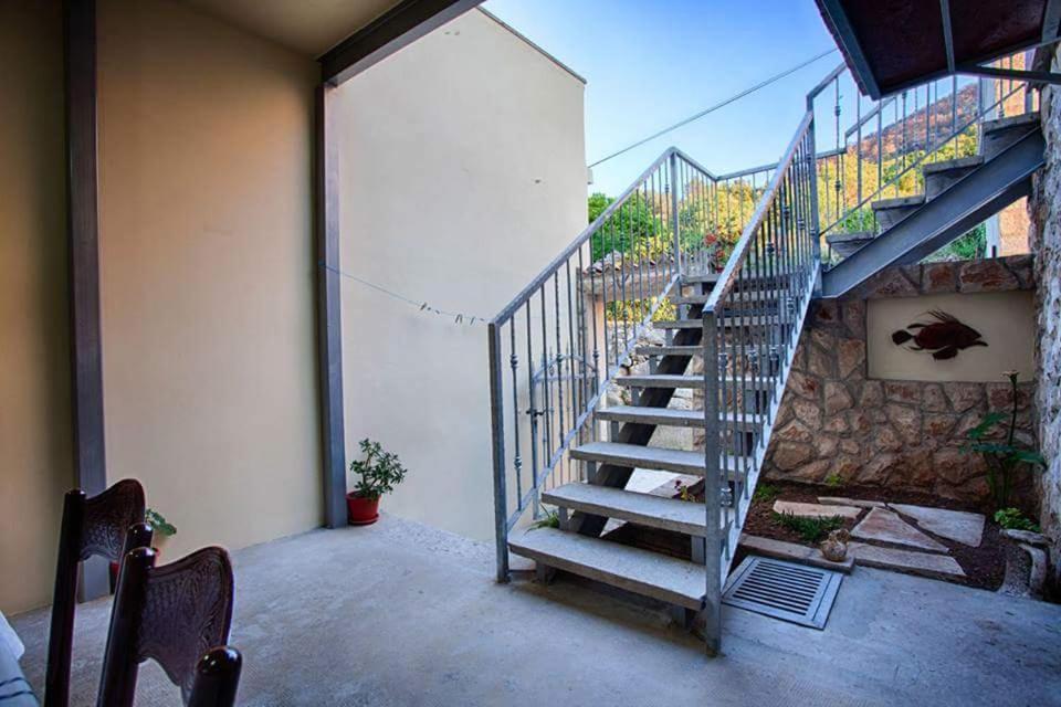 Apartment Domina Vis Dış mekan fotoğraf