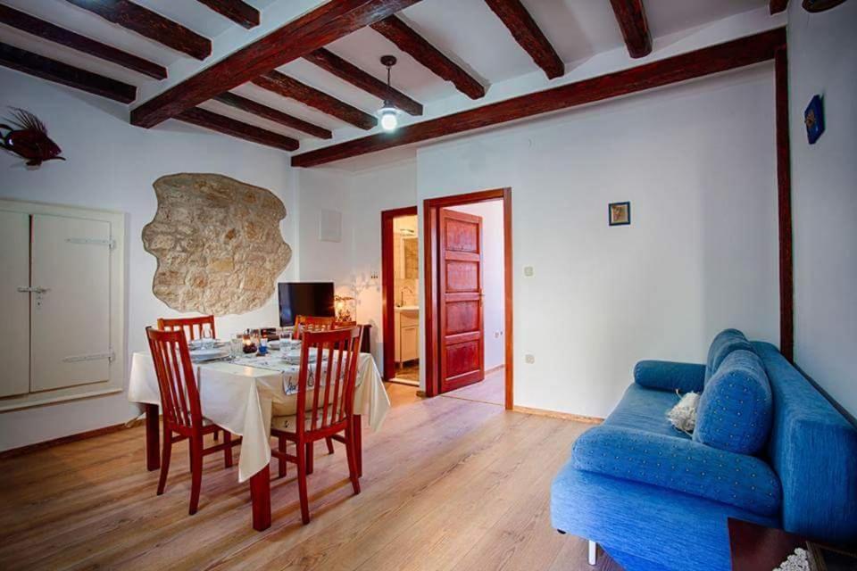 Apartment Domina Vis Dış mekan fotoğraf