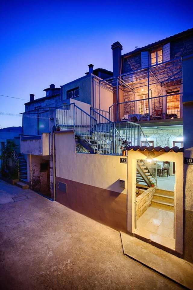 Apartment Domina Vis Dış mekan fotoğraf